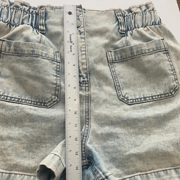 SO SUPER HI RISE DENIM SHORTS Size 11 - Picture 8 of 10